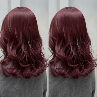 セミロング 💕透明感赤味カラー ぱっつんボブ🩷のヘアスタイル