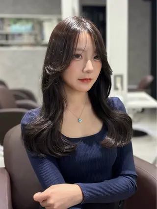 セミロング あい❤︎ /韓国巻き/レイヤーのヘアスタイル