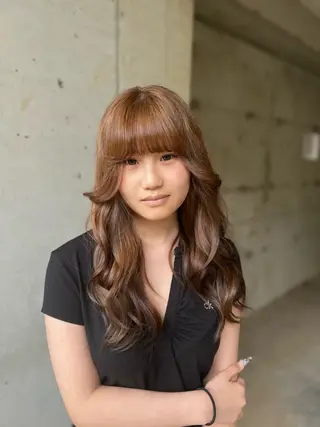セミロング カラー Liere Muuのヘアスタイル