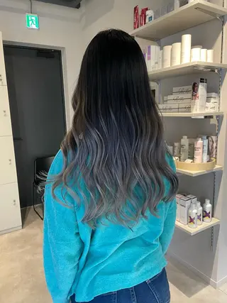 セミロング カラー ブリーチ👩🦳/ ✂︎MANAMIのヘアスタイル