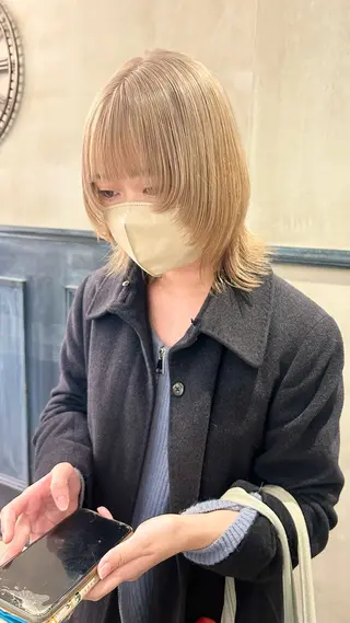 ショート カラー ゆう🫧 透明感/ハイトーンのヘアスタイル