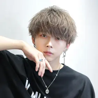 カラー ヘアアレンジ メンズ 柴山 正人のヘアスタイル