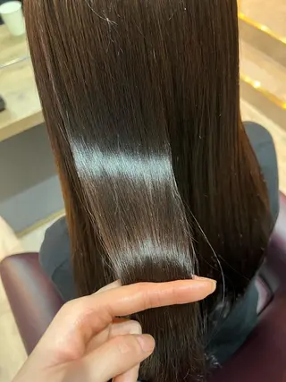 ロング 工藤 梨花のヘアスタイル