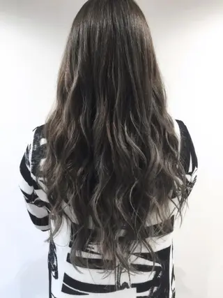 ロング Noe心斎橋 堀田 朋宏のヘアスタイル