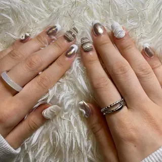 ネイル Nail Eyelash yのネイルデザイン