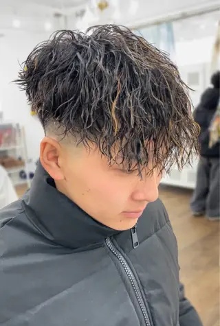 カラー パーマ メンズ メンズ特化サロン Ryomaのヘアスタイル