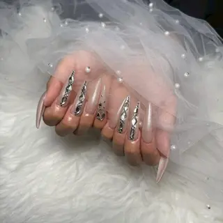 ネイル PEEKABOO 旧:momo京橋のネイルデザイン
