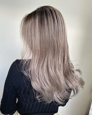 ロング カラー ブリーチ 透明感HIDEのヘアスタイル
