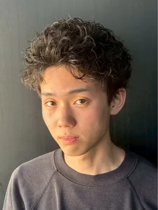 ショート カラー パーマ メンズ特化/ツイスパ /波巻き/松本真生のヘアスタイル