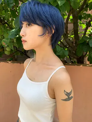 ショート カラー オカモト ハルカのヘアスタイル