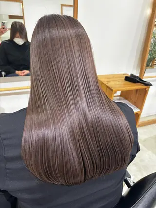 セミロング カラー Lino by hoNuaのヘアスタイル