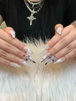ネイル Cloudy Chan 歌舞伎町のネイルデザイン
