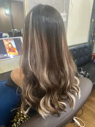 ロング 吉川 眞之亮のヘアスタイル