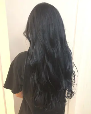 ロング カラー 西村 有紗のヘアスタイル