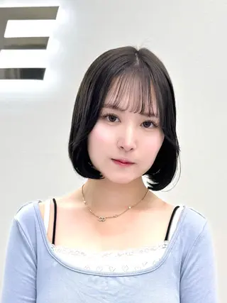 ショート カラー ヘアアレンジ 縮毛矯正🤍 ボブ/ HIKARIのヘアスタイル
