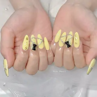 ネイル HIN NAILのネイルデザイン