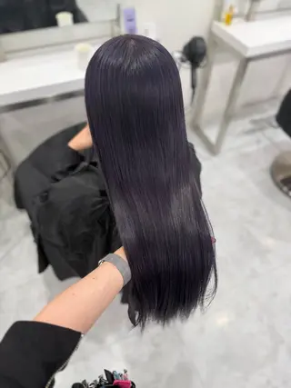 ロング カラー ラベンダー💜 グレージュ🩶のヘアスタイル