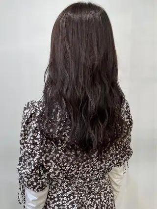 カラー white.梅田 デザインカラー🦄のヘアスタイル
