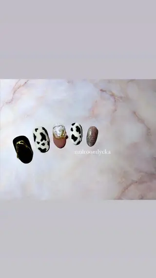 ネイル ﾈｲﾙﾙｰﾑﾘｯｶ 𝐦𝐚𝐲𝐮のネイルデザイン