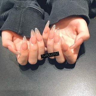 ネイル 個性派ネイルサロン 💅🏼ターコイズのネイルデザイン