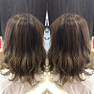 カラー Oopsレイヤー 加藤澄都のヘアスタイル