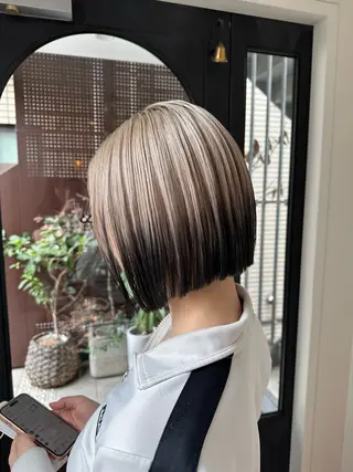 セミロング ヤスマルユイカ 髪質改善/透明カラーのヘアスタイル