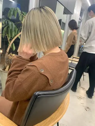 ショート カラー sakoda shunkiのヘアスタイル
