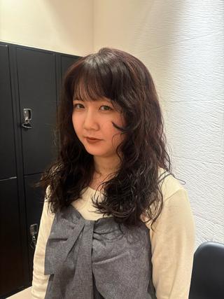 セミロング パーマ 冬桜🌸perm/ bleach💛のヘアスタイル