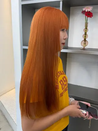 ミディアム カラー ヘアアレンジ レイヤーカット×透明 感カラー💫AINAのヘアスタイル