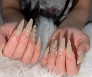 ネイル Yuna NAILSのネイルデザイン