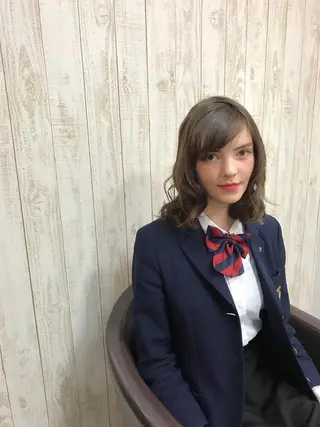 ミディアム セミロング ユウ イチのヘアスタイル