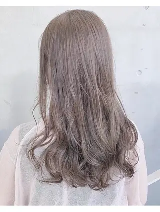 ロング カラー 透明感Color🩶 髪質改善 ユウナ🦋のヘアスタイル