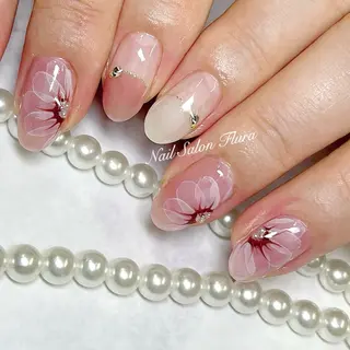 ネイル NailSalon Fluraのネイルデザイン