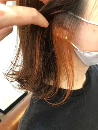 ミディアム カラー 出雲 莉奈のヘアスタイル