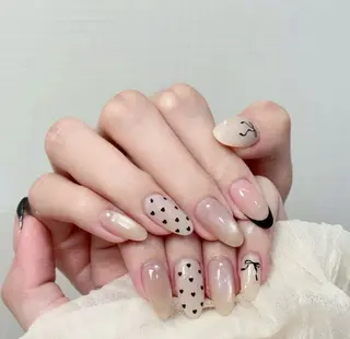 ネイル T. Leeのネイルデザイン