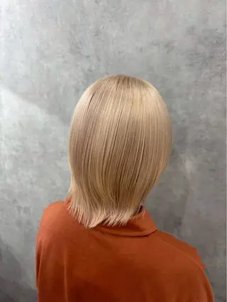カラー Yoshiいろあそび 八王子/ハイトーンのヘアスタイル