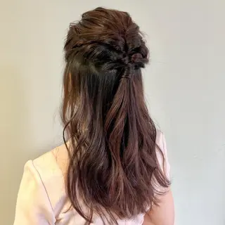ロング パーマ ヘアアレンジ KONOMI スタイリストのヘアスタイル