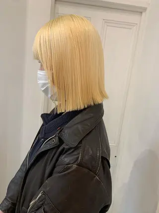 ショート カラー wakana/ 柔らかベージュカラーのヘアスタイル