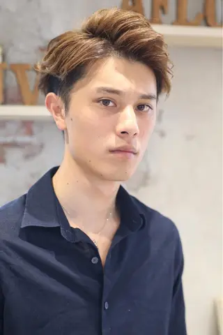ショート カラー メンズ Soleria 田中慎一のヘアスタイル