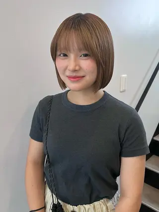 ショート anri/大阪/ レイヤーカットのヘアスタイル