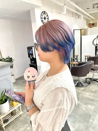 ショート カラー 🩵ハイトーン/ レイヤーYUZU🩵のヘアスタイル