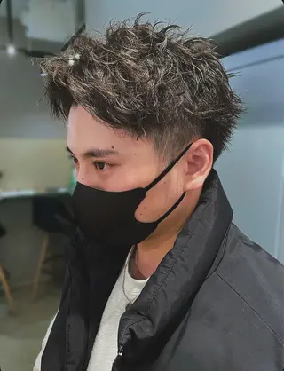 ショート パーマ 楠見 綾太郎のヘアスタイル