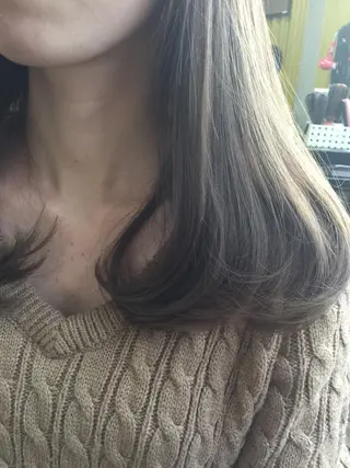 カラー 中村 海のヘアスタイル