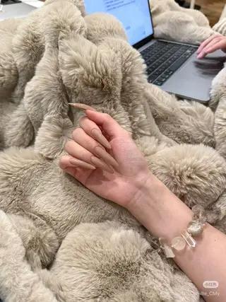 ネイル 本田 秋のネイルデザイン