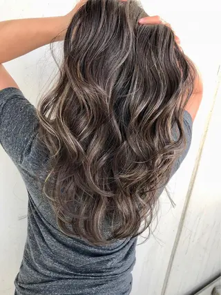 ロング カラー 若杉 諒のヘアスタイル