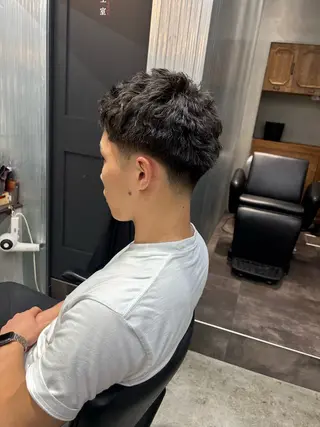 ショート メンズ 明大前/フェード /海外パーマ/岳のヘアスタイル