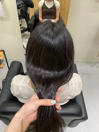ロング カラー JURI /HUIのヘアスタイル