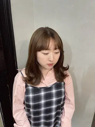 セミロング カラー 愛　莉/兵庫・加古川 美容室/艶カラーのヘアスタイル