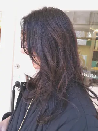 セミロング スミダ モモコのヘアスタイル