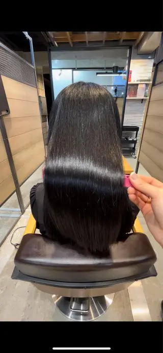 ロング 髪質改善 永田零亜のヘアスタイル